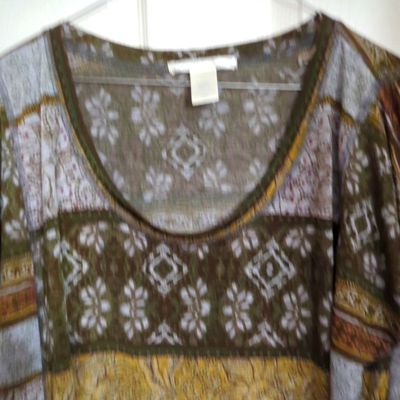 Charlotte Russe Green Red Gray Handkerchief Hem Shirt V Neck Longer Sides L - Picture 6 of 10